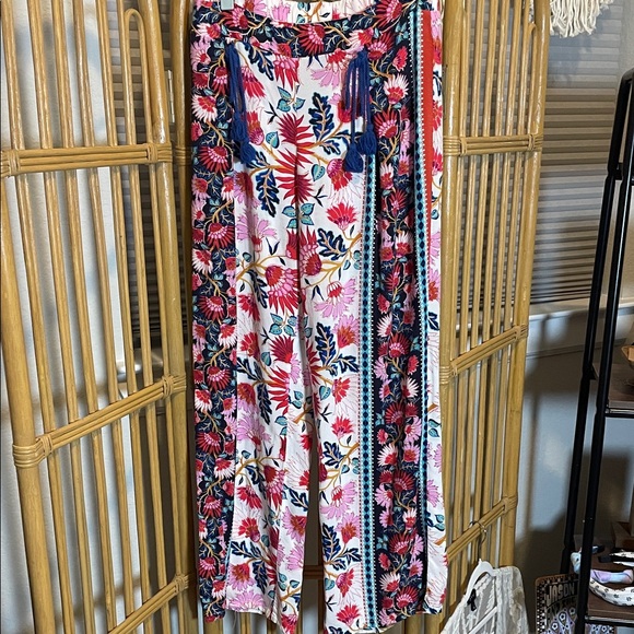 Bebop Floral Women's flowy Pants - Picture 1 of 6